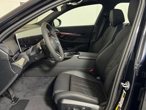 New 2027 BMW 550e xDrive AWD/4WD image 11