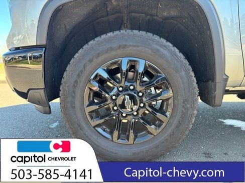 Used 2025 Chevrolet Silverado 3500 LT w/ Trail Boss Package image 20