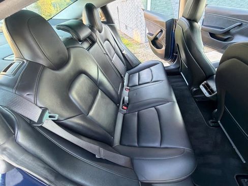 Used 2018 Tesla Model 3 Long Range RWD image 29