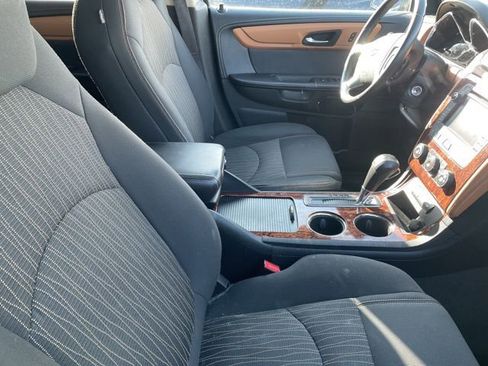 Used 2013 Chevrolet Traverse LT image 10
