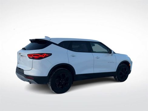 Used 2025 Chevrolet Blazer LT w/ Driver Confidence Package image 9