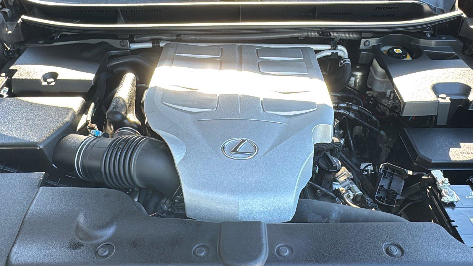 Used 2021 Lexus GX 460 Premium w/ Premium Package AWD/4WD image 8