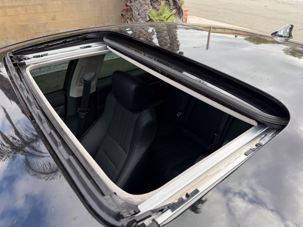 Used 2022 Honda Accord Touring image 9