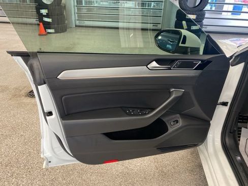 Used 2019 Volkswagen Arteon SEL Premium AWD/4WD image 29