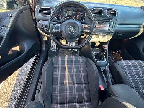 Used 2010 Volkswagen GTI 2-Door image 19