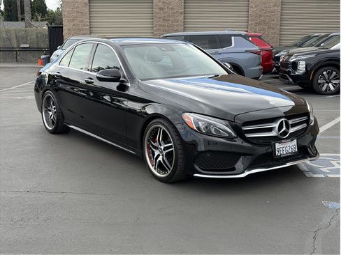 Used 2016 Mercedes-Benz C 300 4MATIC Sedan image 3