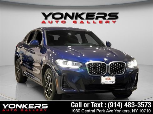 Used 2022 BMW X4 xDrive30i w/ M Sport Package image 10