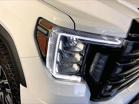 Used 2022 GMC Sierra 2500 AT4 w/ Gooseneck/5TH Wheel Package image 25