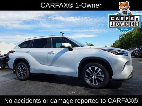 Used 2026 Toyota Highlander XLE AWD/4WD image 3