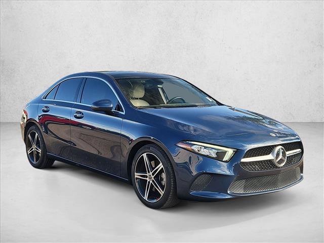 Used 2022 Mercedes-Benz A 220 image 3