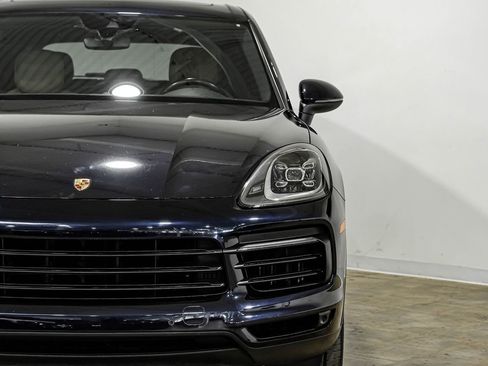 Used 2019 Porsche Cayenne image 42