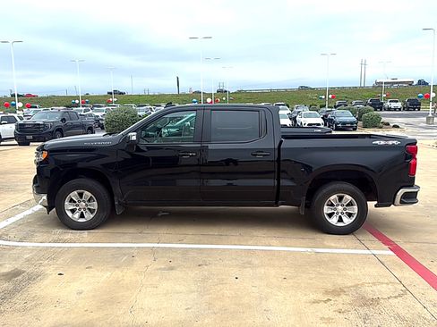 Used 2025 Chevrolet Silverado 1500 LT AWD/4WD image 5