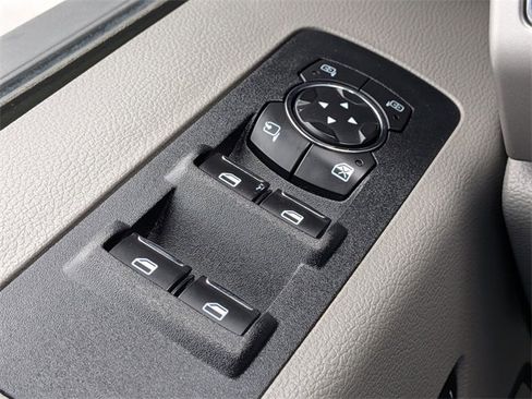 Used 2019 Ford F150 Lariat image 26