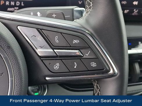 Used 2025 Buick Enclave Preferred image 27