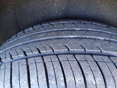 Certified 2022 Jeep Grand Cherokee Limited w/ Trailer Tow Group IV image 17