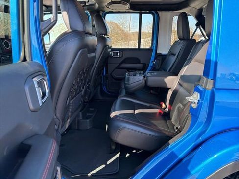 Used 2022 Jeep Wrangler Unlimited Rubicon w/ Steel Bumper Group image 14