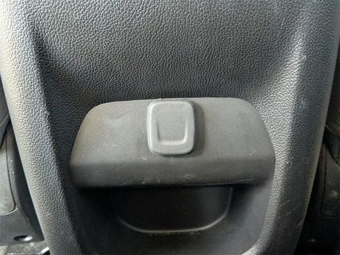 Used 2018 Chevrolet Colorado W/T w/ WT Convenience Package image 15