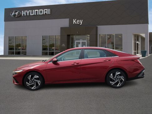 Certified 2024 Hyundai Elantra SEL w/ Convenience Package FWD image 6
