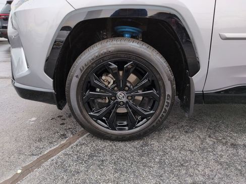 Used 2024 Toyota RAV4 XSE w/ Advanced Technology Package image 27