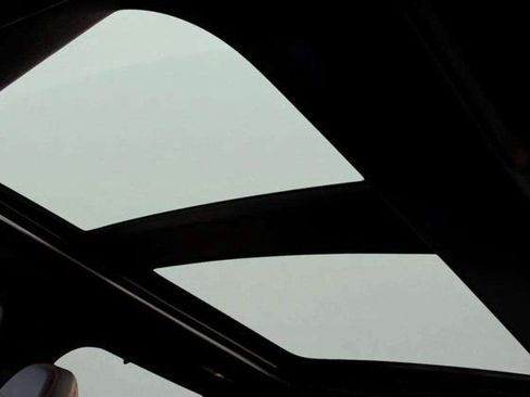 Used 2024 Mitsubishi Outlander SEL image 9