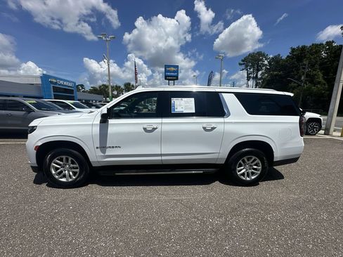 Used 2024 Chevrolet Suburban LT AWD/4WD image 13