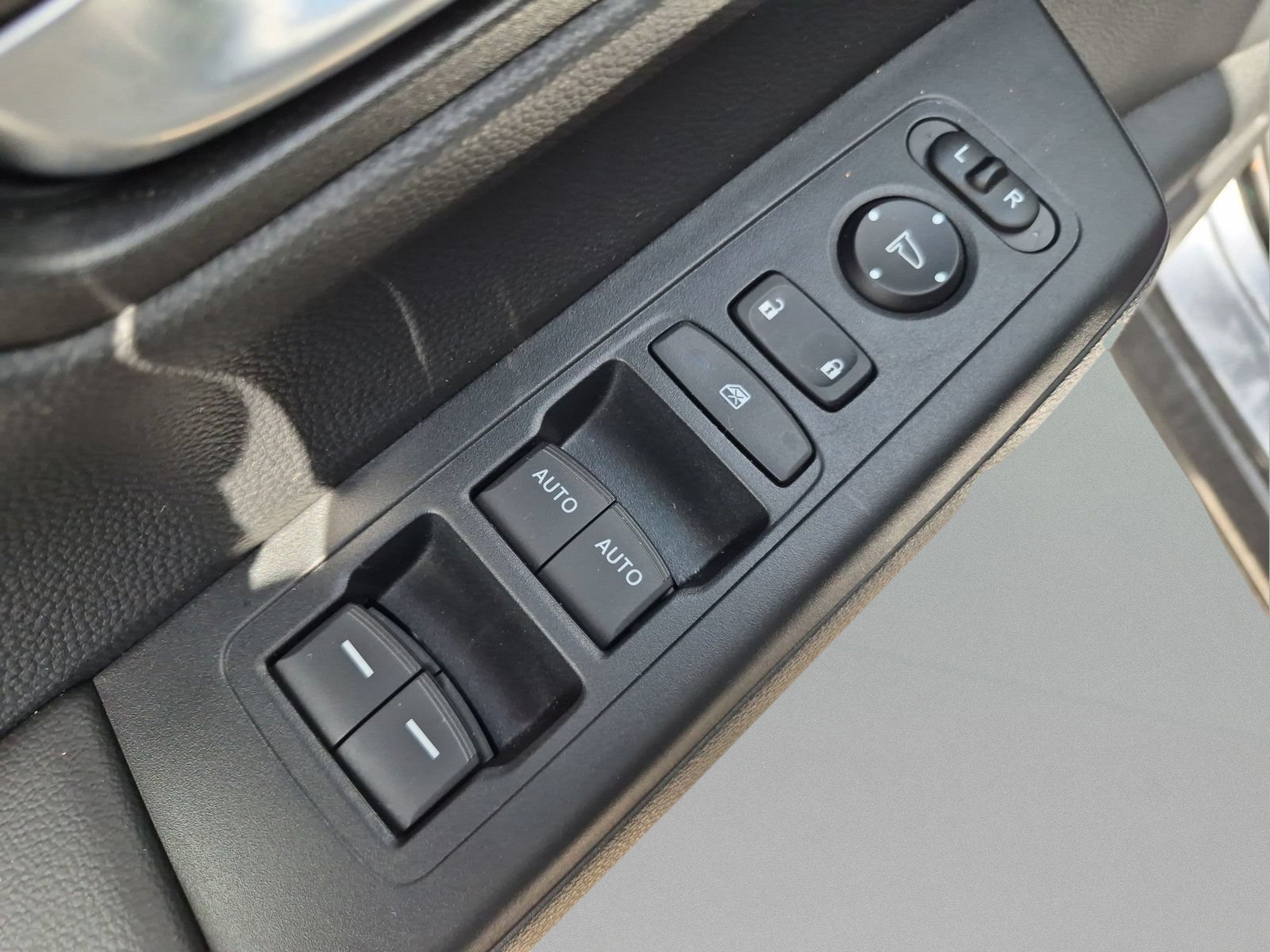 Certified 2024 Honda CR-V EX image 16