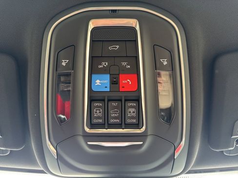 New 2026 Jeep Grand Cherokee Limited image 24