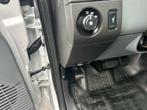 Used 2015 Ford F350 XL image 11