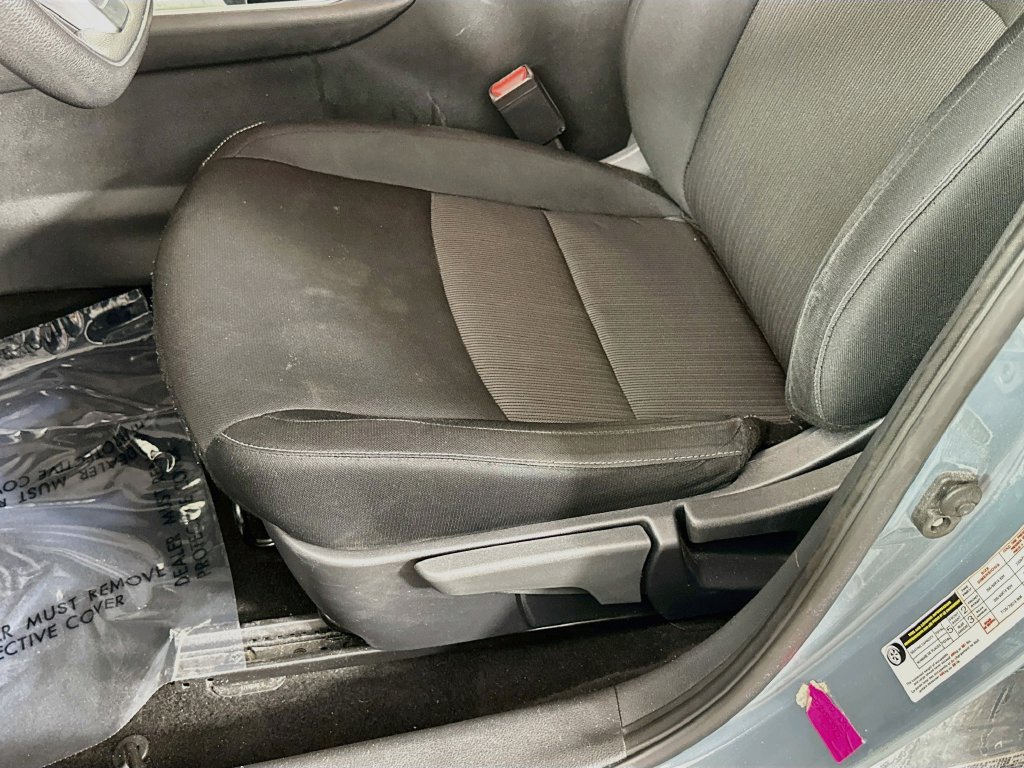 Used 2024 Nissan Sentra SV FWD image 26