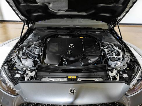 Used 2025 Mercedes-Benz C 300 4MATIC Sedan image 48