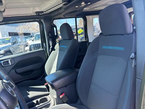 Used 2023 Jeep Wrangler Unlimited Rubicon 4xe image 13
