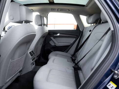 Certified 2022 Audi Q5 2.0T Premium Plus w/ Premium Plus Package image 25