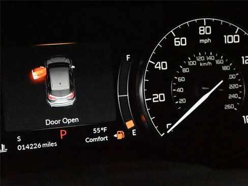 Certified 2024 Acura RDX SH-AWD w/ Technology Package image 3