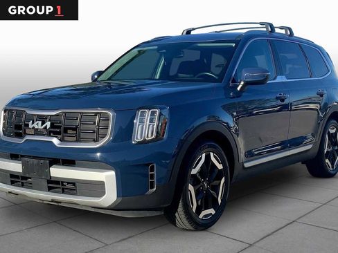 Used 2025 Kia Telluride S image 1