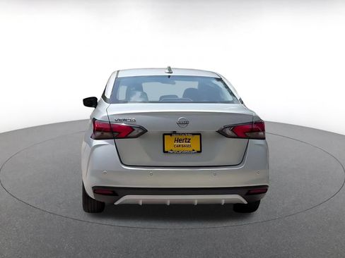 Used 2025 Nissan Versa SV FWD image 12