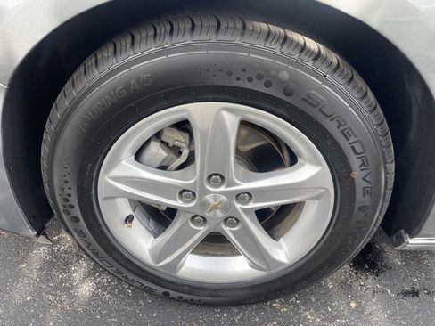 Used 2024 Chevrolet Malibu LT image 39