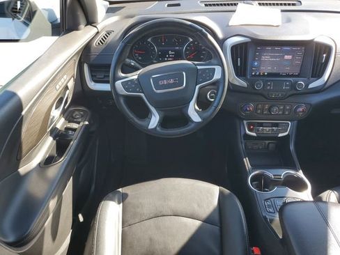 Used 2023 GMC Terrain SLT image 19