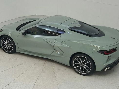 Used 2024 Chevrolet Corvette Stingray Preferred Cpe w/ 2LT image 17