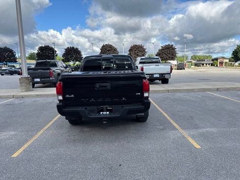 Used 2023 Toyota Tacoma SR AWD/4WD image 6