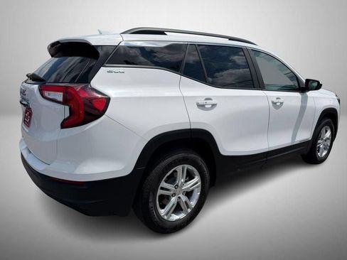 Used 2022 GMC Terrain SLE w/ Driver Convenience Package FWD image 3
