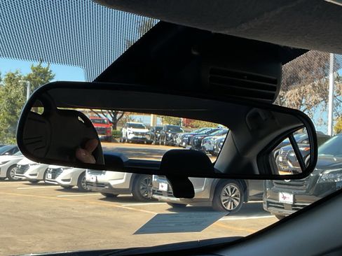 New 2025 Nissan Versa SV w/ Trunk Package image 25