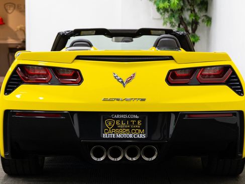 Used 2016 Chevrolet Corvette Stingray Convertible w/ 3LT Preferred Equipment Group image 4