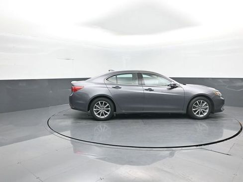 Used 2018 Acura TLX w/ Technology Package image 8