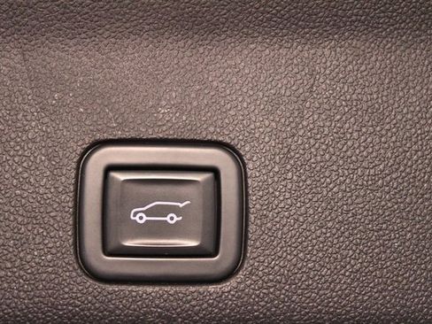 Used 2021 Cadillac Escalade Sport image 21