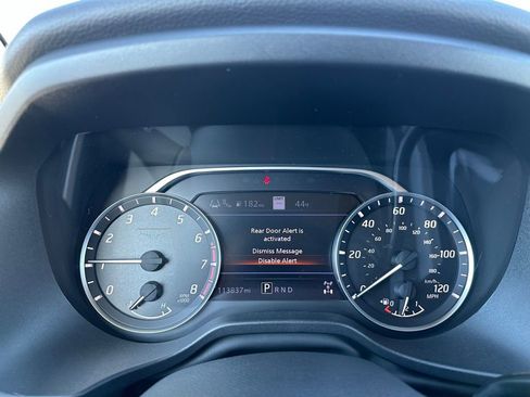 Used 2020 Nissan Titan SV w/ SV Convenience Package image 17