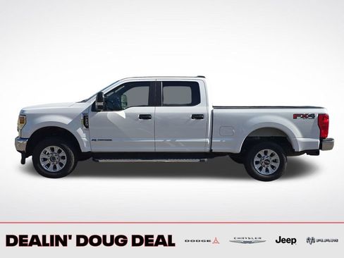 Used 2022 Ford F250 XL w/ STX Appearance Package AWD/4WD image 3