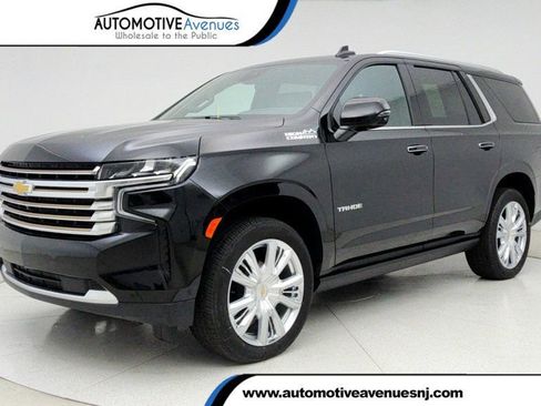 Used 2024 Chevrolet Tahoe High Country w/ Advanced Technology Package image 1