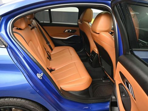 Used 2023 BMW 330i xDrive Sedan w/ M Sport Package AWD/4WD image 37
