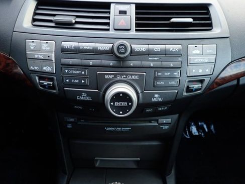 Used 2010 Honda Crosstour EX-L image 18