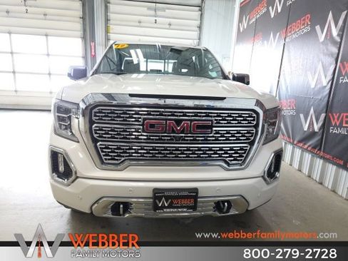 Used 2019 GMC Sierra 1500 Denali w/ Denali Ultimate Package image 3
